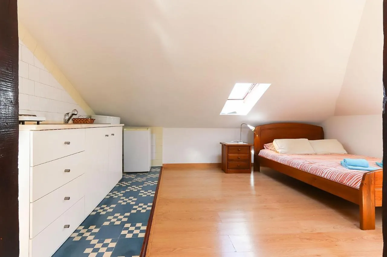 Sunny Attic Loft By Homing Daire Lisboa Portekiz